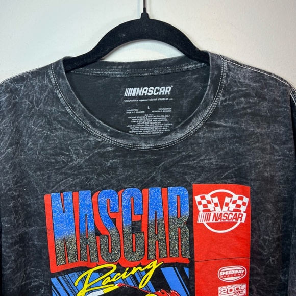 Nascar Men's Racing Graphic T-Shirt Black Acid Wash Stock Car Crew Neck Sz Large - Picture 2 of 9